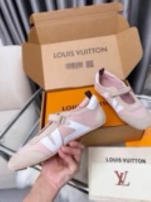 wholesale quality women louis vuitton sneakerina shoes model no. 557